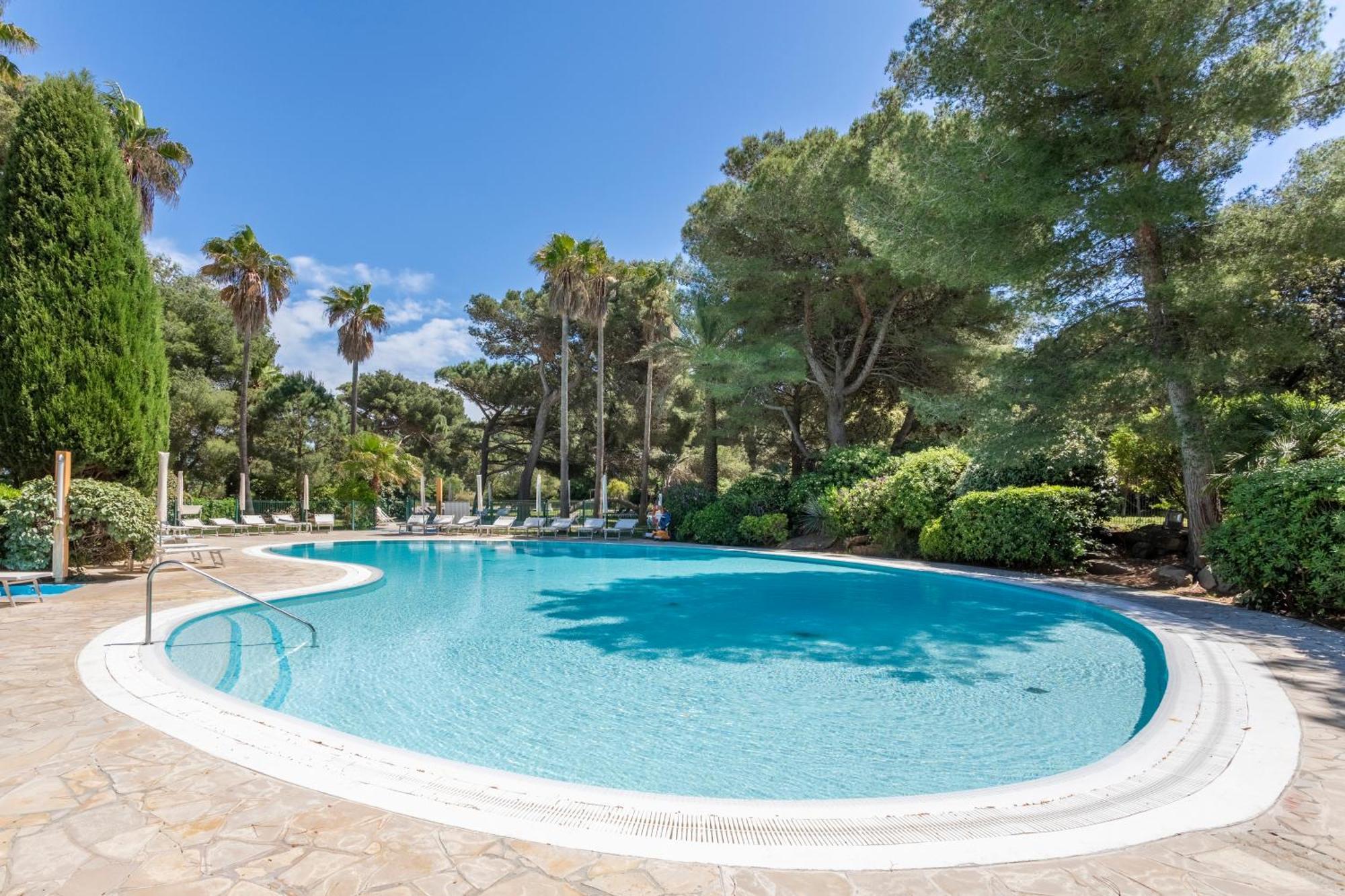 Residence Pierre & Vacances La Pinede Hyeres Luaran gambar
