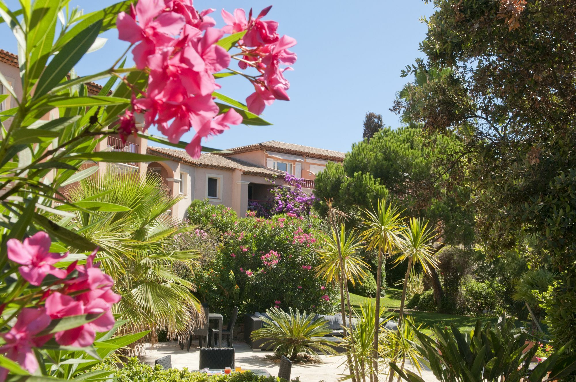 Residence Pierre & Vacances La Pinede Hyeres Luaran gambar