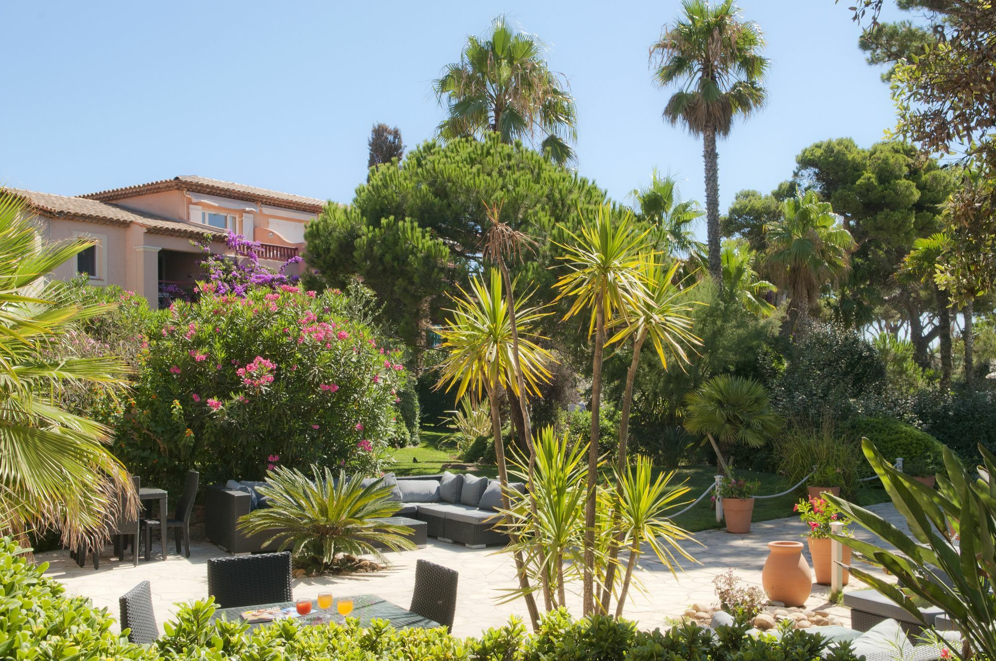 Residence Pierre & Vacances La Pinede Hyeres Luaran gambar