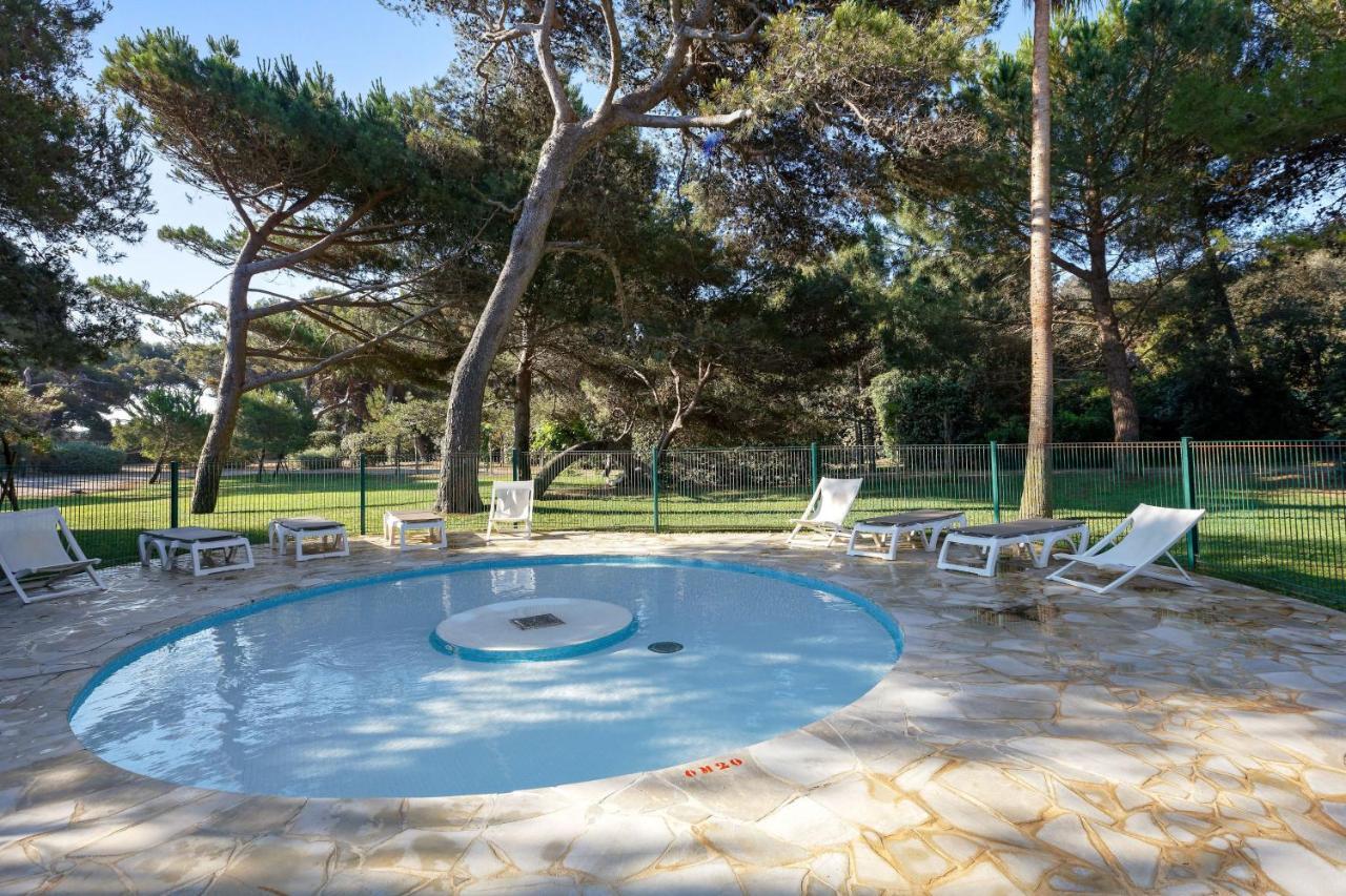 Residence Pierre & Vacances La Pinede Hyeres Luaran gambar